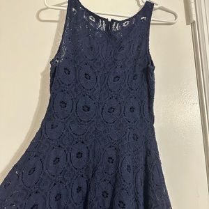 Bb dakota size 4 lace cocktail dress